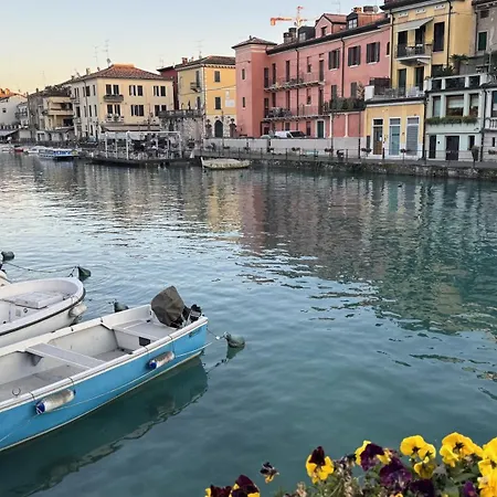 Betty Peschiera Apartment Peschiera del Garda