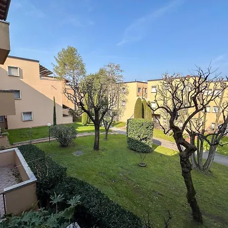 Betty Peschiera Apartment *